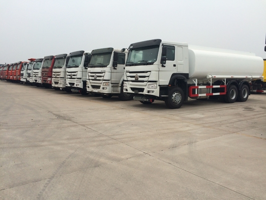 SINOTRUK HOWO 28000L RHD ট্যাঙ্কার ট্রাক 8x4 6x4 ড্রাইভ 12 টায়ার