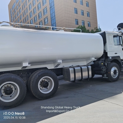 সিনোট্রুক HOWO 6X4 20000 L 25000 L কার্গো তেল ট্যাঙ্কার ট্রাক তেল জ্বালানী ট্যাংক ট্রাক