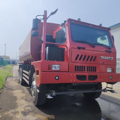 20T পেলোড সহ Shantui 6×4 জলের ট্যাঙ্ক ট্রাক এবং খনির ধুলো দমনের জন্য উচ্চ-শক্তি কার্বন ইস্পাত ট্যাঙ্ক