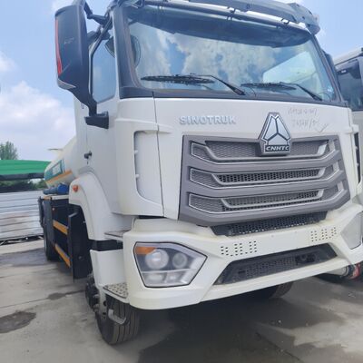 HOWO NX 6×4 সিএনজি জ্বালানী ট্যাঙ্ক ট্রাক 400HP ইঞ্জিন এবং ডিজেল এবং পেট্রল পরিবহন জন্য 30,000L ক্ষমতা সঙ্গে