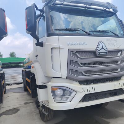 HOWO NX 6×4 সিএনজি জ্বালানী ট্যাঙ্ক ট্রাক 400HP ইঞ্জিন এবং ডিজেল এবং পেট্রল পরিবহন জন্য 30,000L ক্ষমতা সঙ্গে