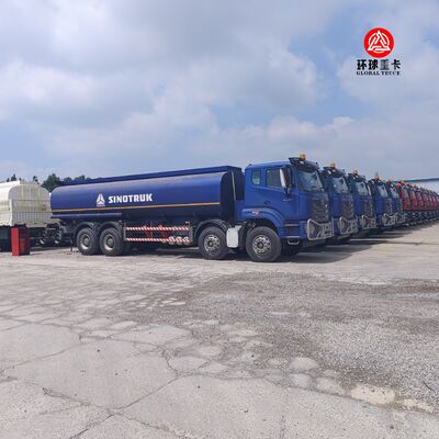 তানজানিয়ার বাজারের জন্য HOWO NX 8x4 30000L ফুয়েল ট্যাঙ্ক ট্রাক হেভি ডিউটি ডিজেল বোসার ট্রাক