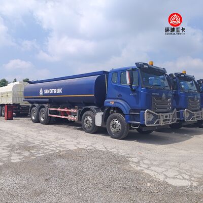 নাইজেরিয়ার বাজারের জন্য HOWO NX 8x4 30000L ফুয়েল ট্যাঙ্কার ট্রাক হেভি ডিউটি ডিজেল বোসার ট্রাক