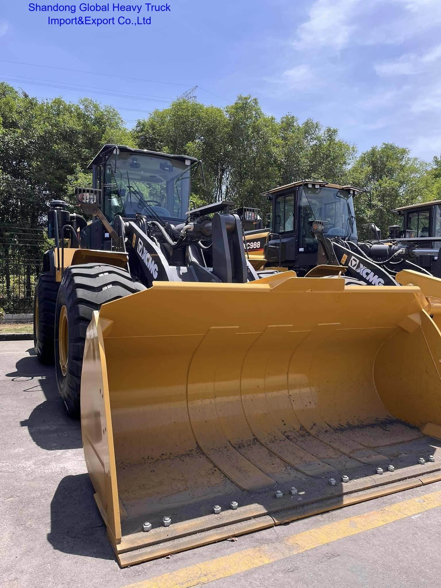 এক্সসিএমজি এক্সসি 948 ই 4 টন নামমাত্র লোড 2.4 এম 3 বালতি লোড এবং 7882 * 2500 * 3405 মিমি স্পেসিফিকেশন সহ সামনের চাকা লোডার